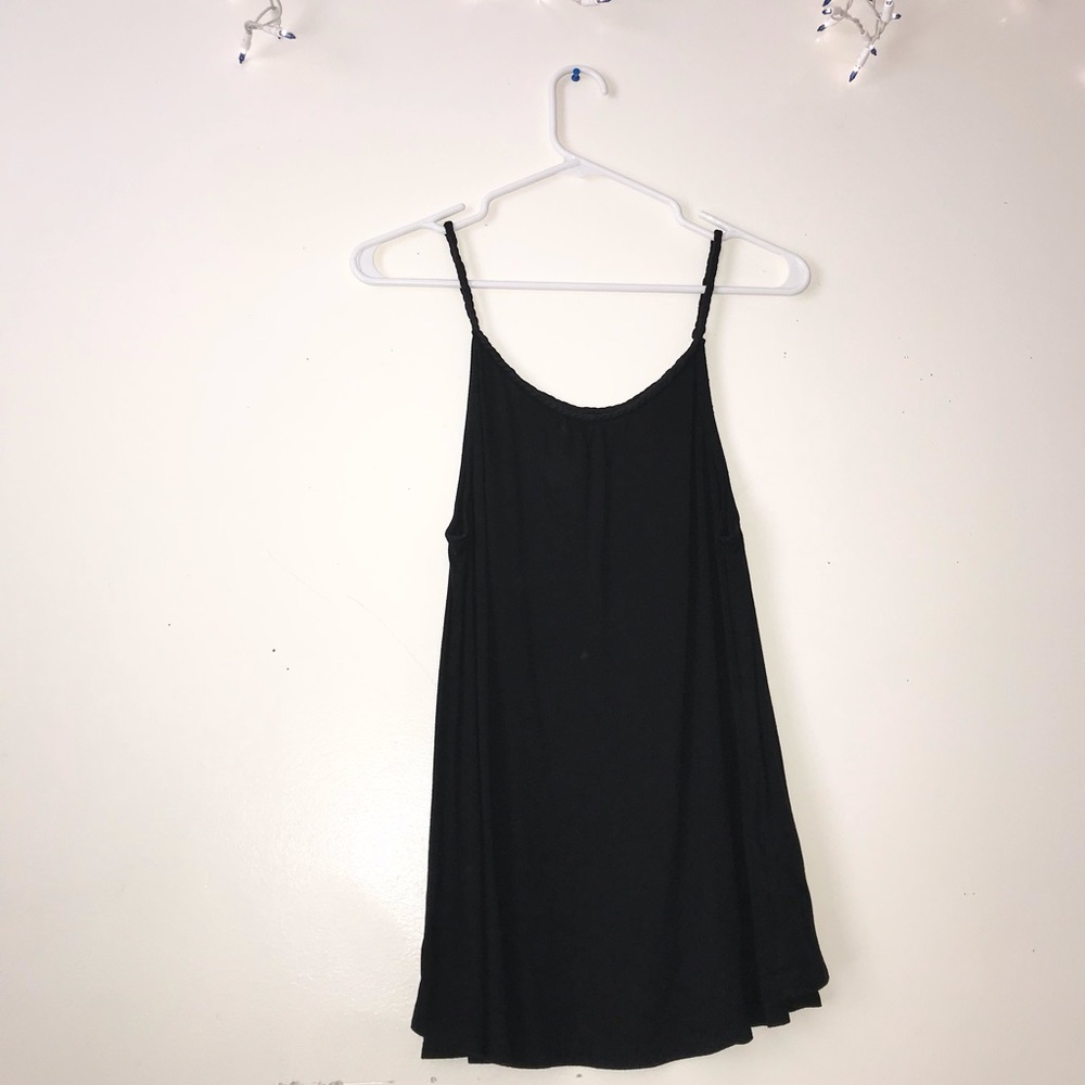 BLACK TANK TOP